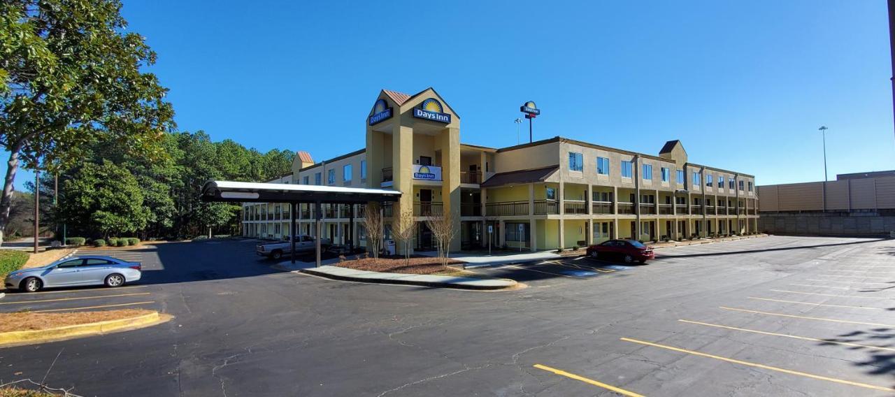 Days Inn By Wyndham Atlanta/Southlake/Morrow Bagian luar foto