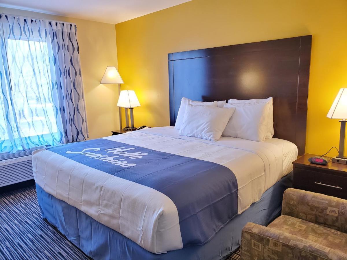 Days Inn By Wyndham Atlanta/Southlake/Morrow Bagian luar foto